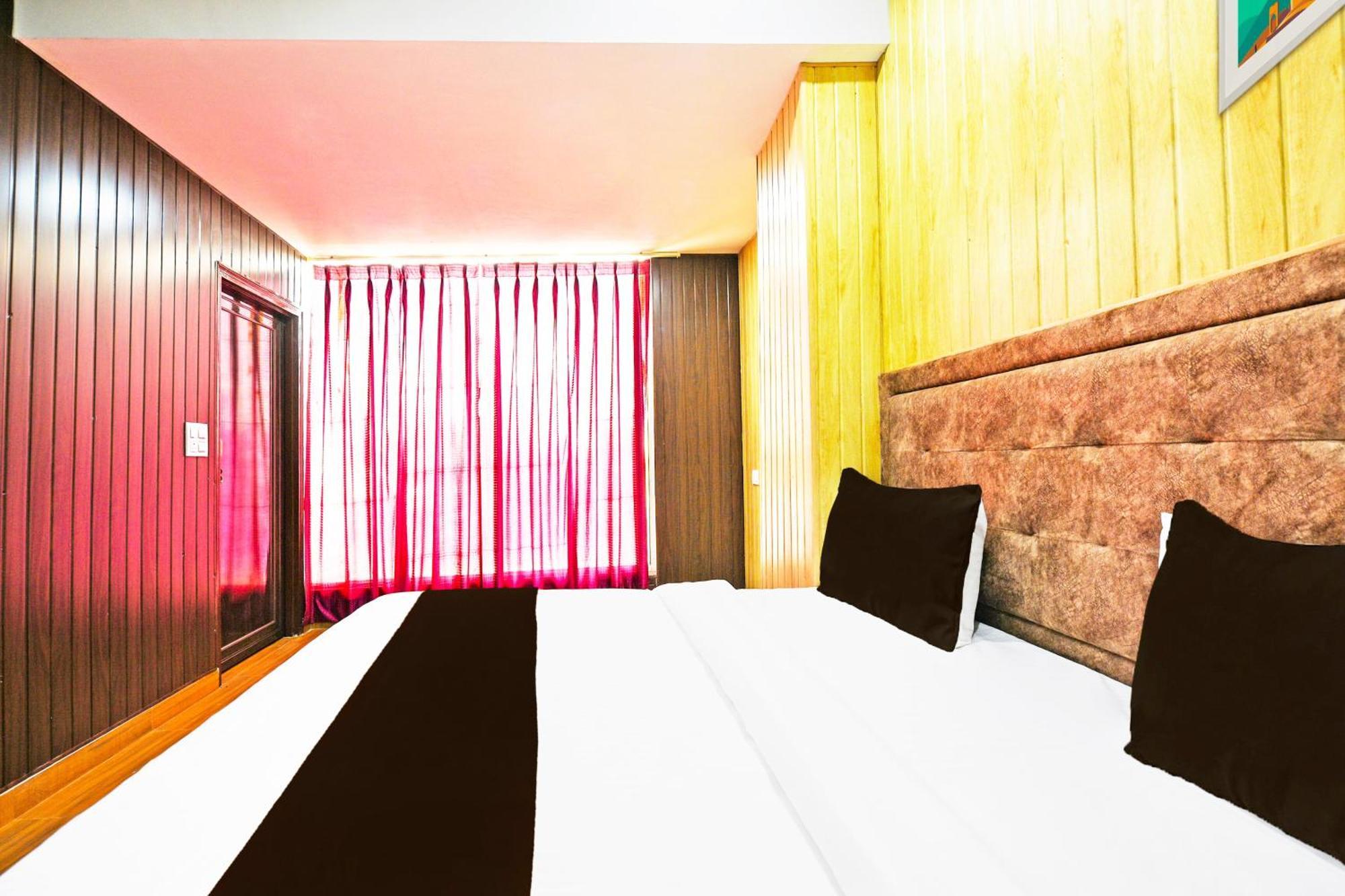 Hotel O Lavish ファリーダーバード エクステリア 写真